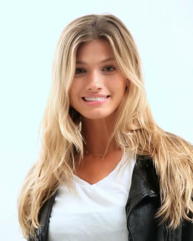 SI Swimsuit 2017 Casting Calls: Maggie Rawlins IMAGE